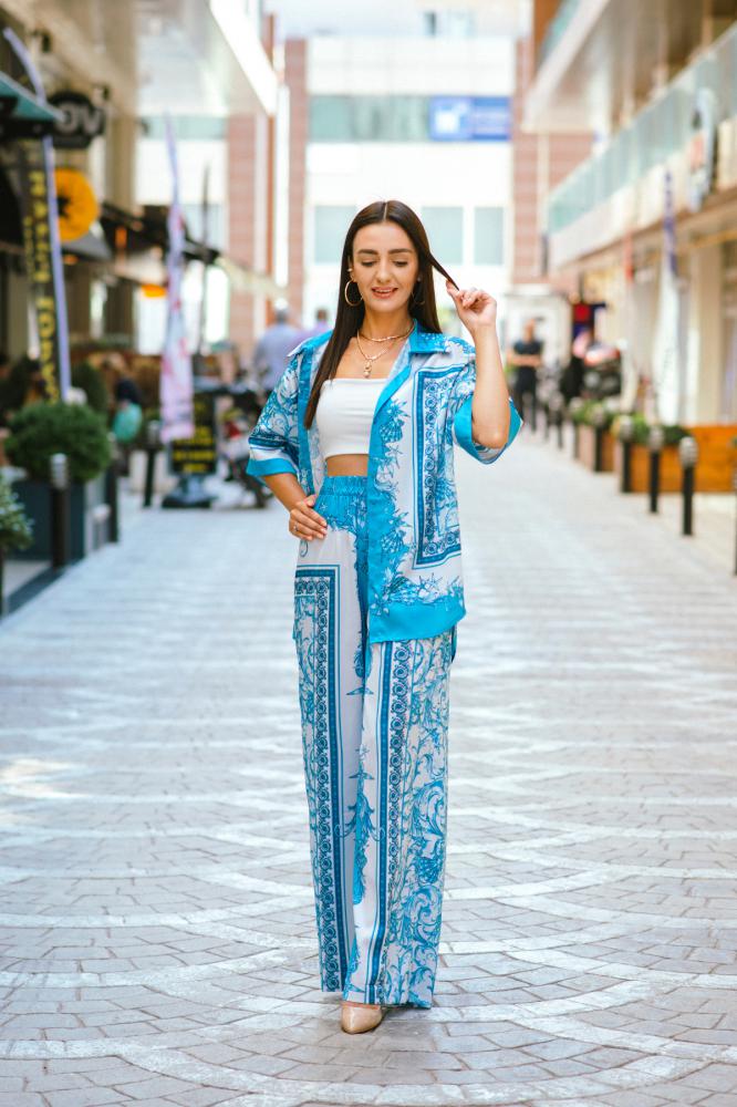 Mavi%20Desenli%20İpek%20Saten%20Takım