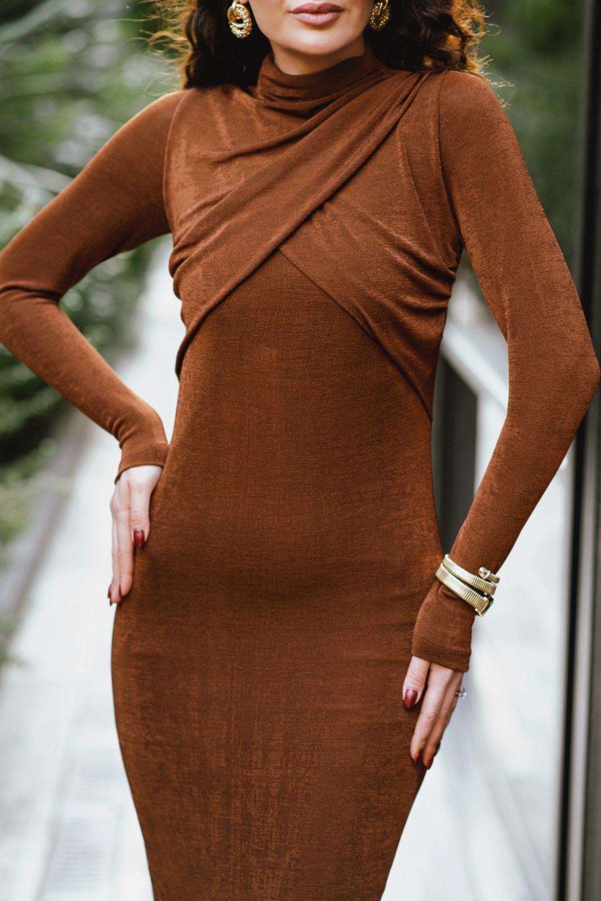 Tasarım Astarlı Kahverengi Buzy Kumaş Elbise