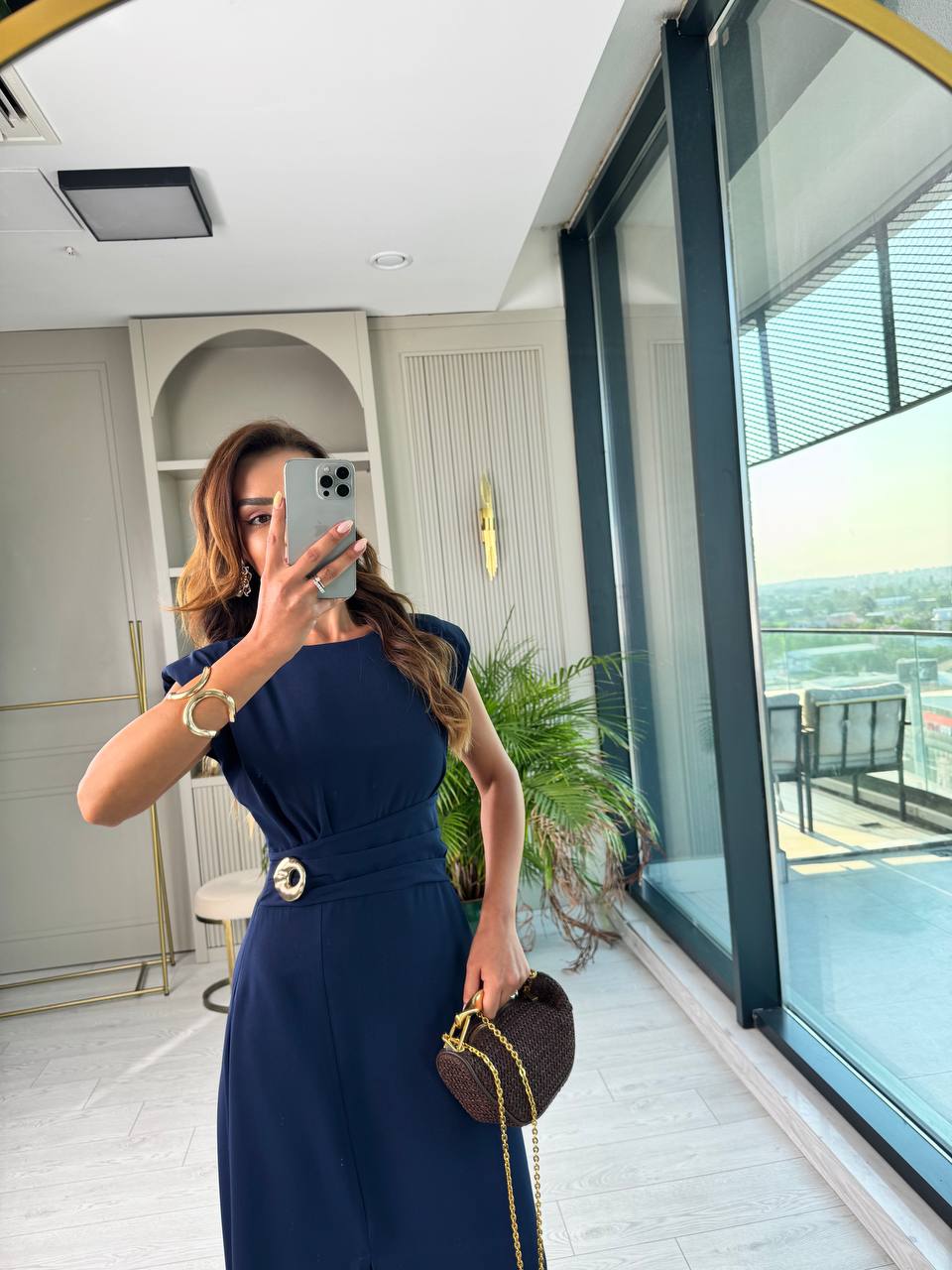 Lacivert%20Vatkalı%20Bel%20Detay%20Tensel%20Doku%20Elbise