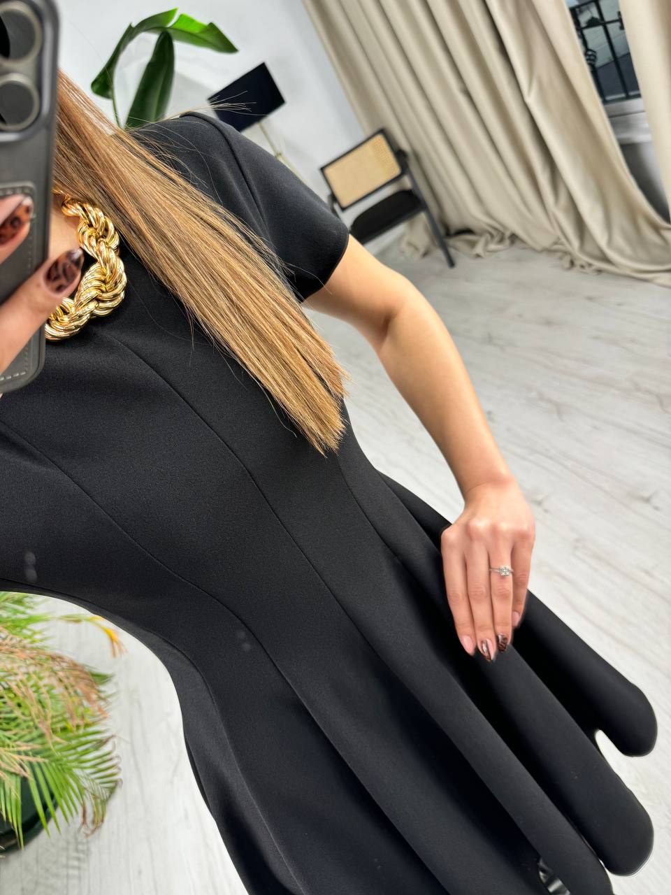 Siyah%20Zara%20Model%20Krep%20Kumaş%20Elbise