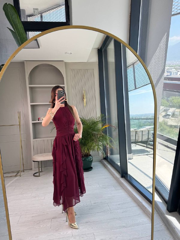 Tasarım%20Bordo%20Etek%20Detaylı%20Astarlı%20Şifon%20Elbise