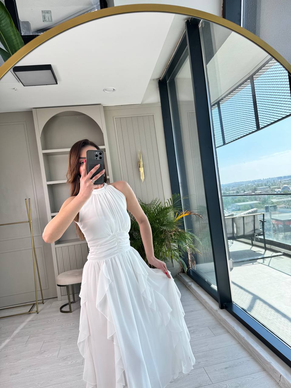 Tasarım%20Beyaz%20Etek%20Detaylı%20Astarlı%20Şifon%20Elbise