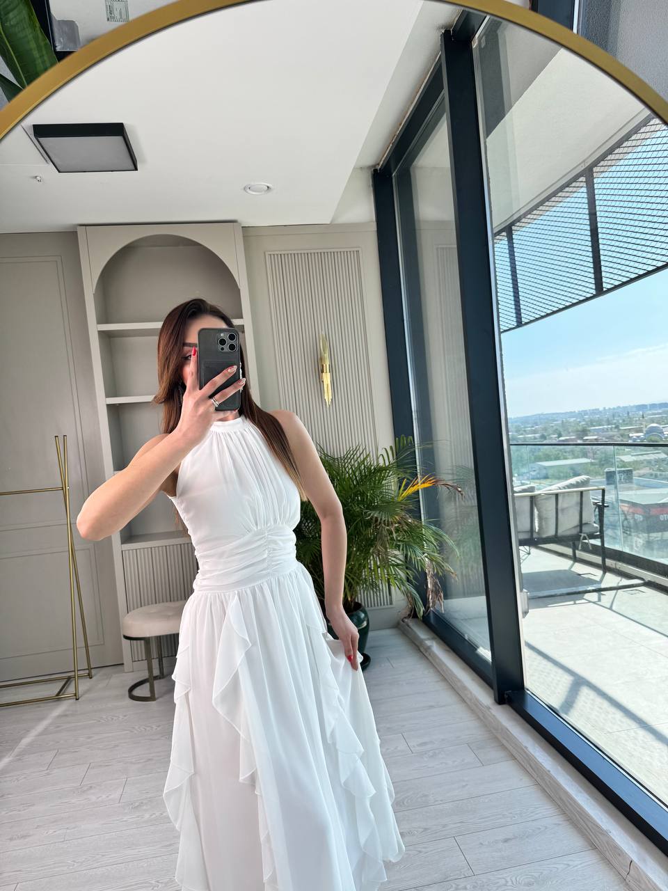 Tasarım%20Beyaz%20Etek%20Detaylı%20Astarlı%20Şifon%20Elbise