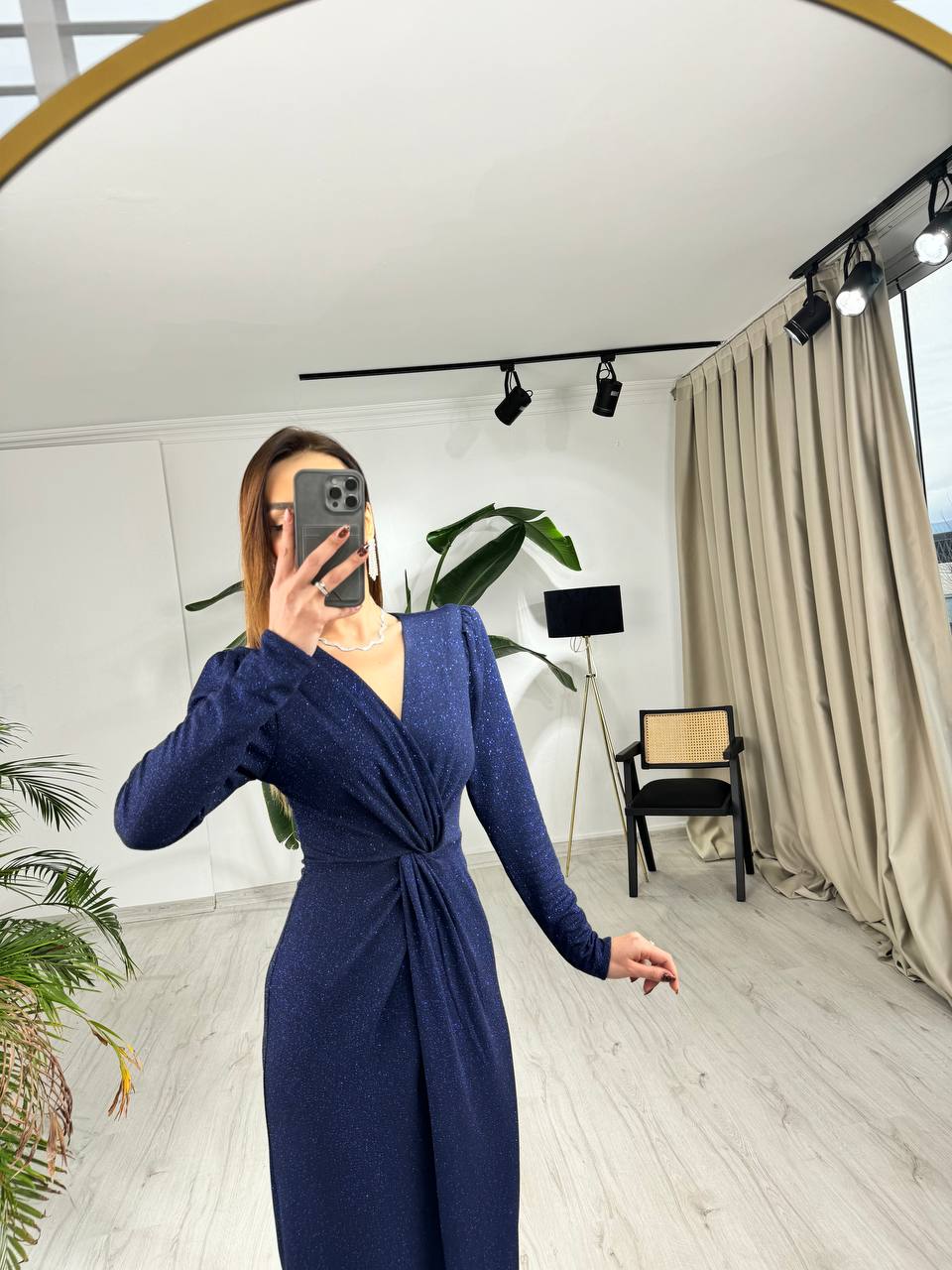 Lacivert%20Kruvaze%20Yaka%20Bel%20Detaylı%20Vatkalı%20Işıltılı%20Elbise