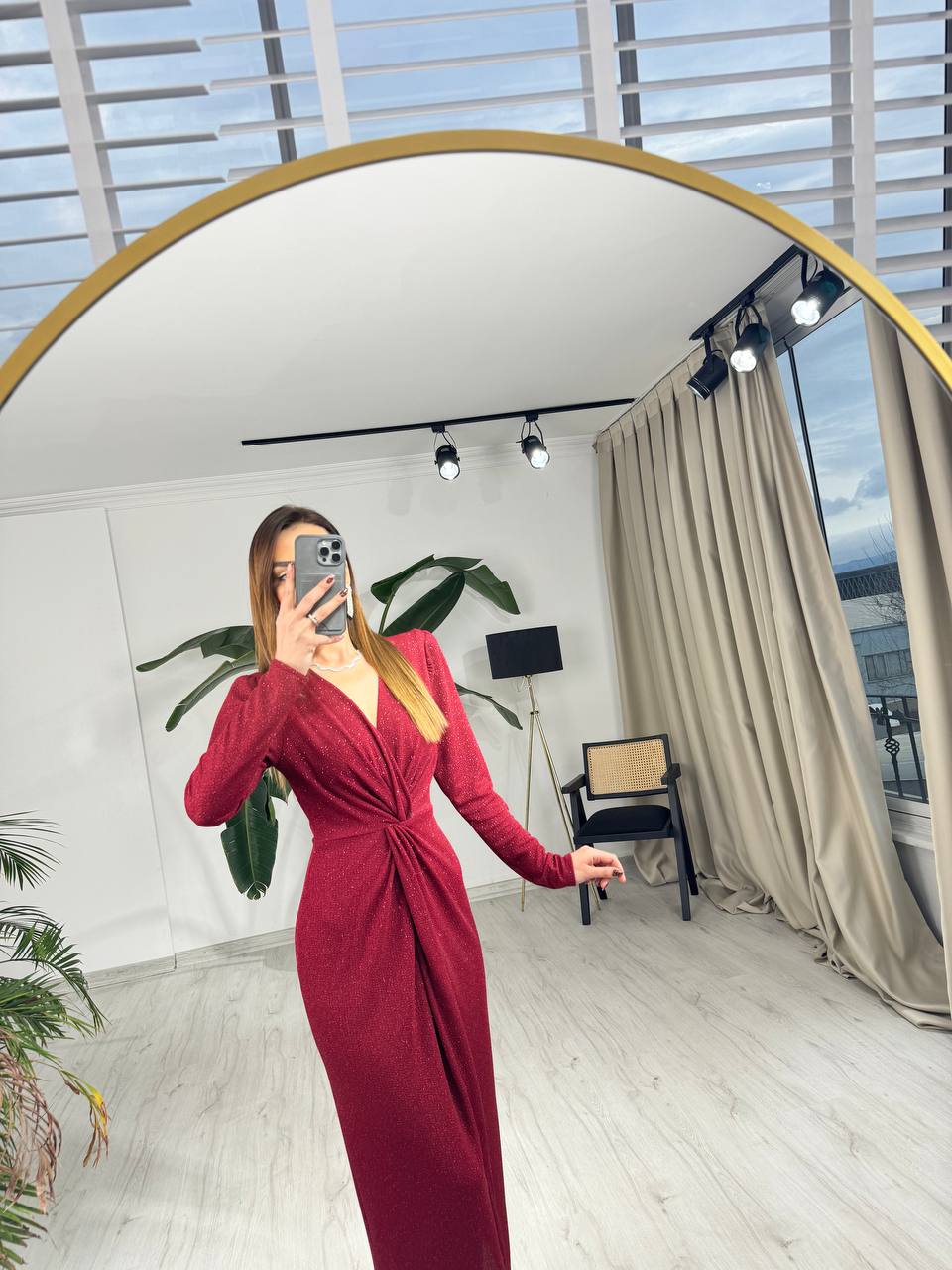 Bordo%20Kruvaze%20Yaka%20Bel%20Detaylı%20Vatkalı%20Işıltılı%20Elbise
