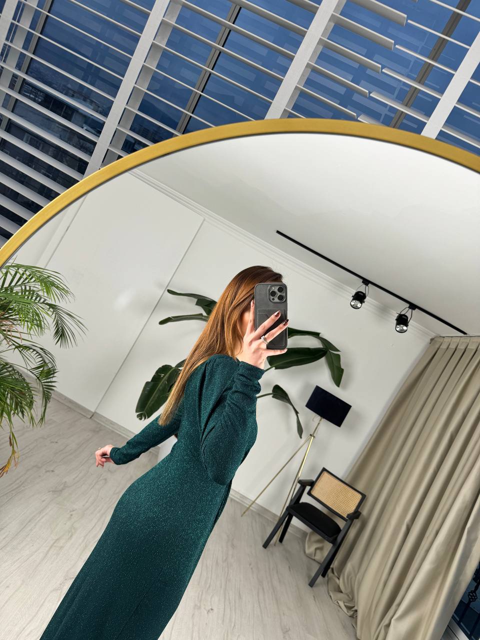 Zümrüt%20Kruvaze%20Yaka%20Bel%20Detaylı%20Vatkalı%20Işıltılı%20Elbise