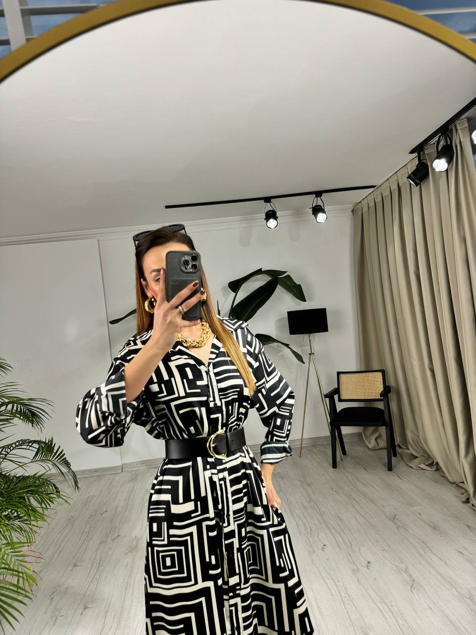 Siyah%20Desenli%20Pamuk%20Saten%20Kemerli%20Gömlek%20Elbise