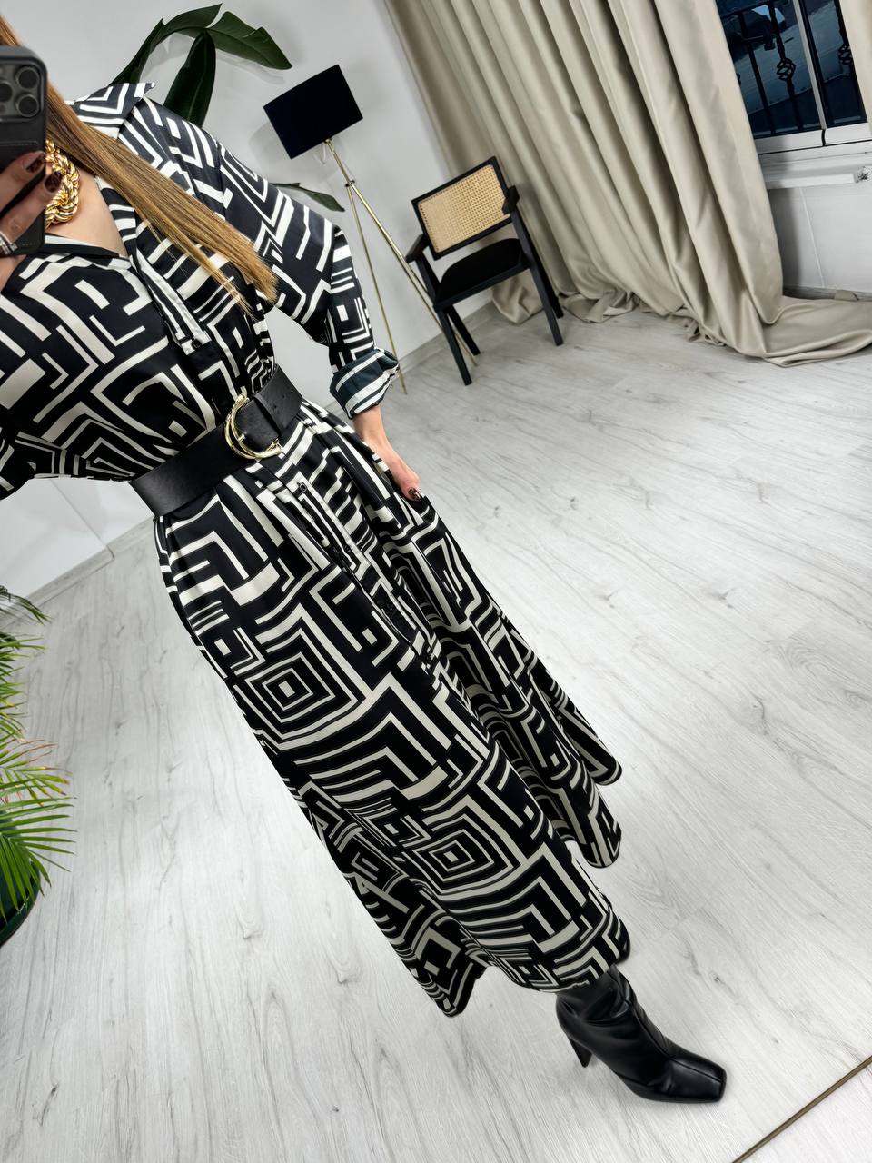 Siyah%20Desenli%20Pamuk%20Saten%20Kemerli%20Gömlek%20Elbise