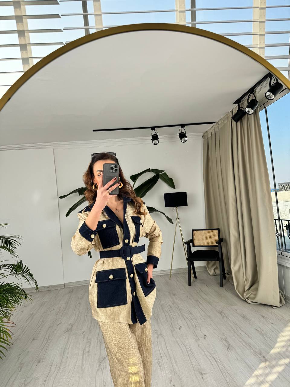 Gold%20Bej%20Tasarım%20Jean%20Detay%20Kemerli%20Pantolon%20Ceket%20Takım