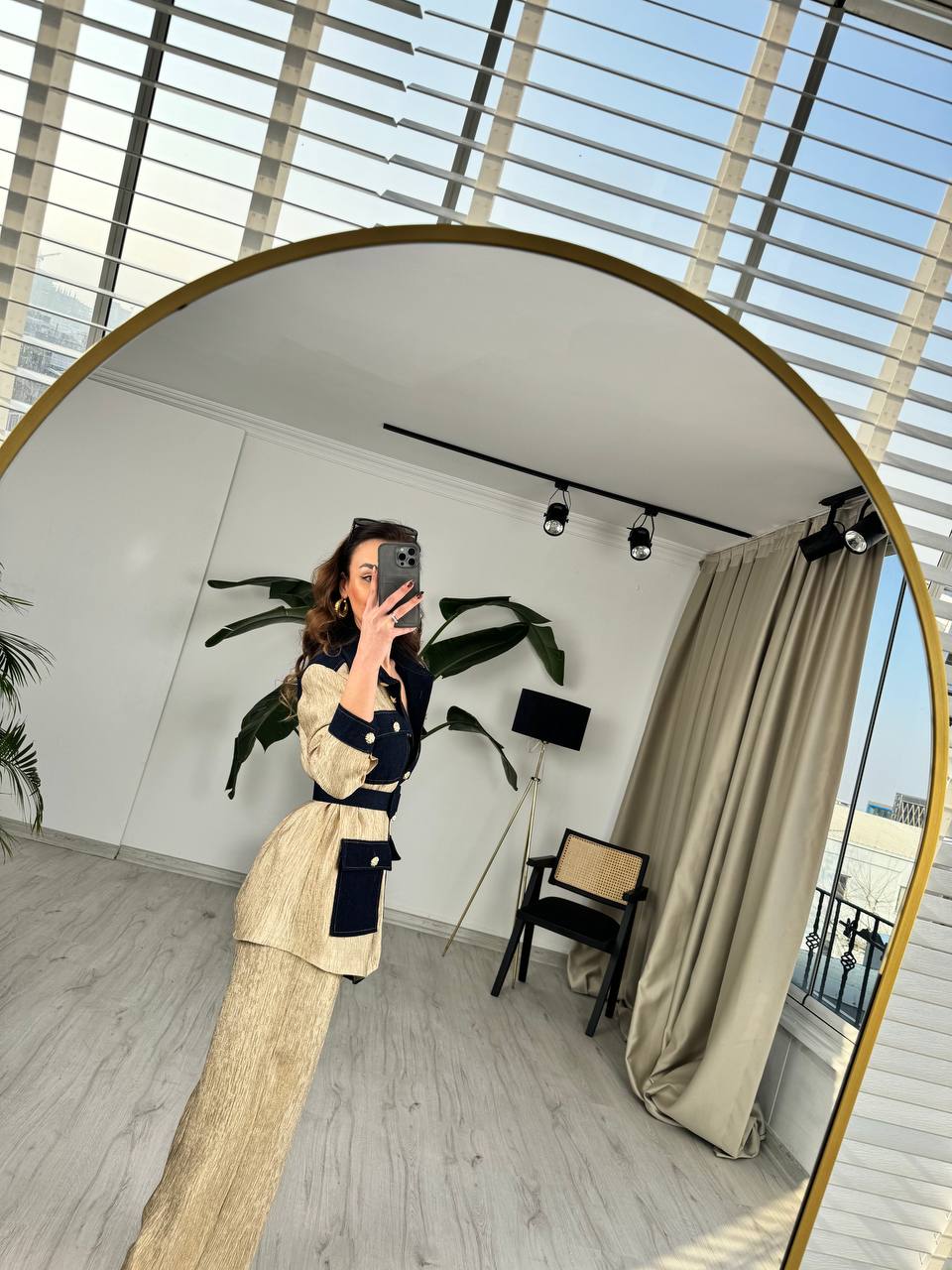 Gold%20Bej%20Tasarım%20Jean%20Detay%20Kemerli%20Pantolon%20Ceket%20Takım