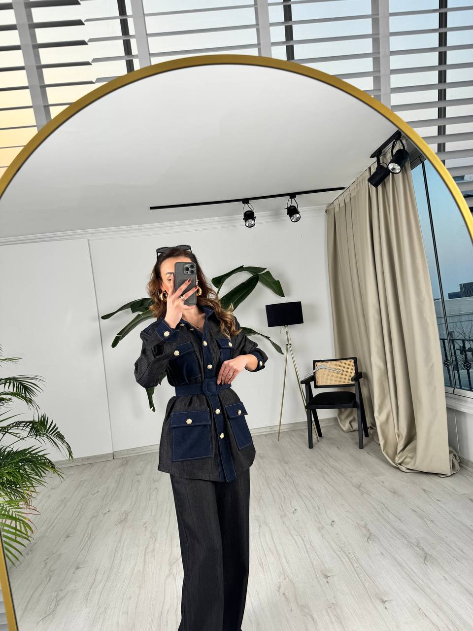 Siyah%20Tasarım%20Jean%20Detay%20Kemerli%20Pantolon%20Ceket%20Takım