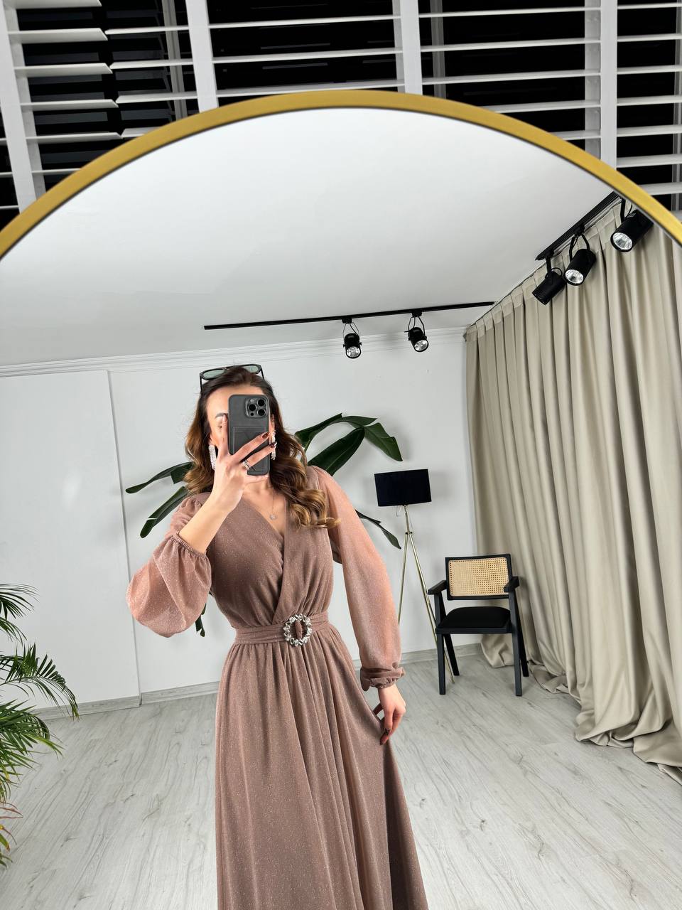 Vizon%20Kuşaklı%20Parıltılı%20Kumaş%20Astarlı%20Midi%20Boy%20Elbise