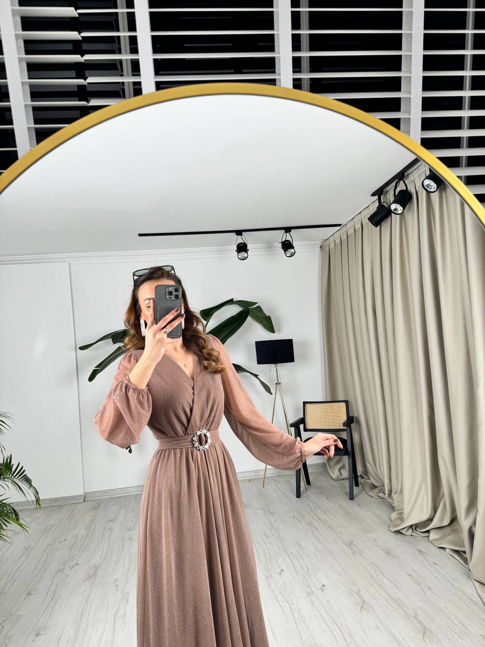 Vizon%20Kuşaklı%20Parıltılı%20Kumaş%20Astarlı%20Midi%20Boy%20Elbise