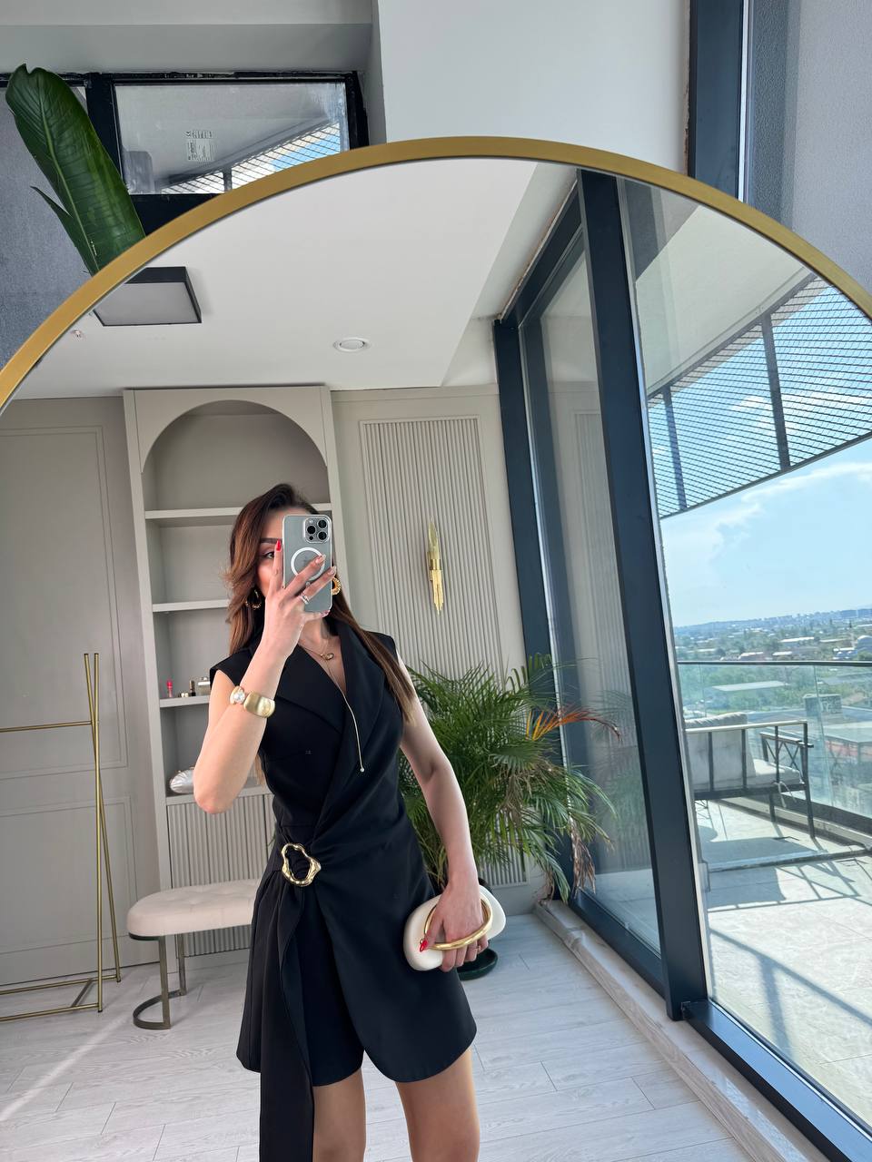 Tasarım%20Gold%20Metal%20Detaylı%20Kruvaze%20Şort%20Tulum