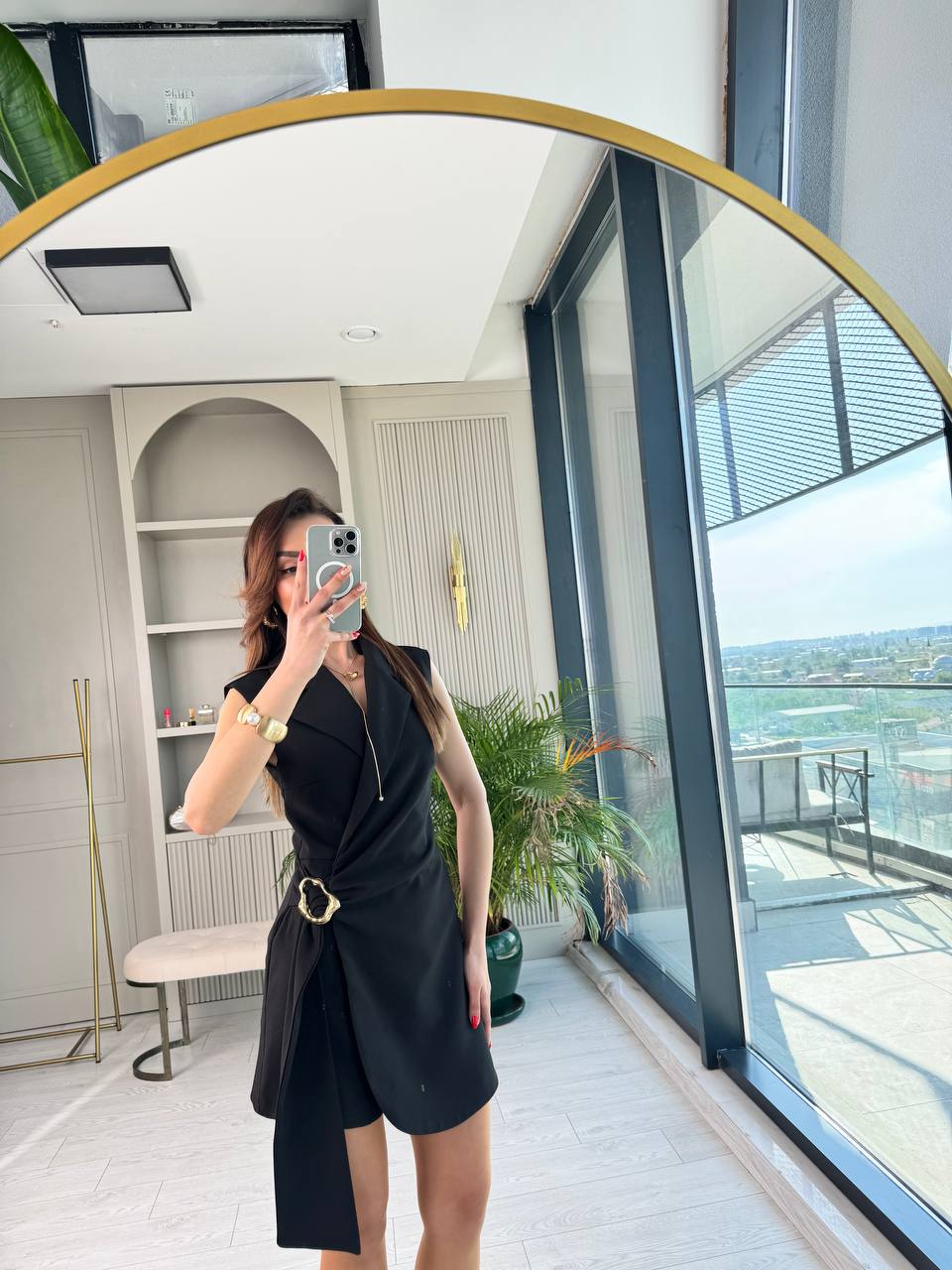 Tasarım%20Gold%20Metal%20Detaylı%20Kruvaze%20Şort%20Tulum