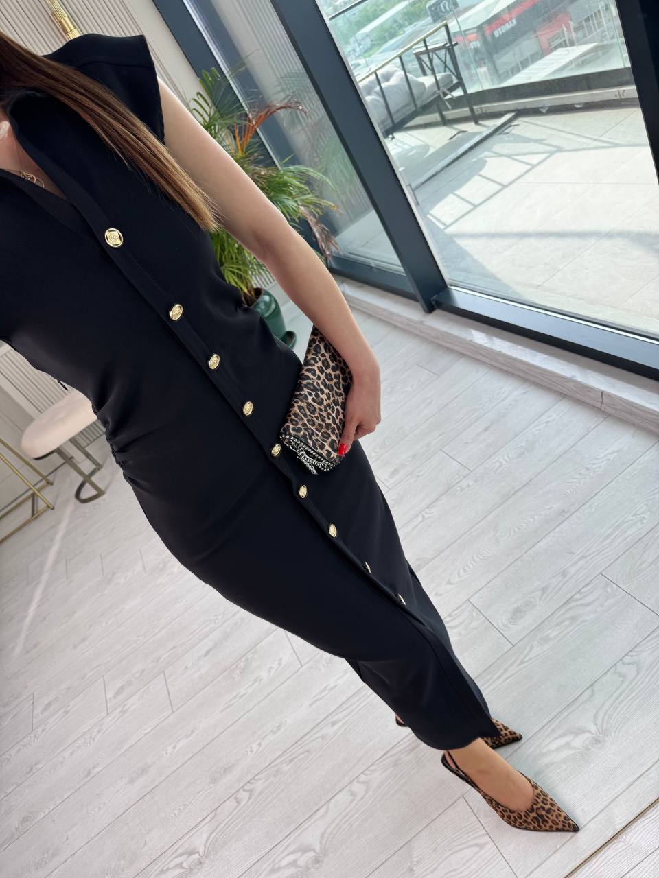 Siyah%20Düğme%20Detaylı%20Zara%20Model%20Bel%20Drapeli%20Elbise