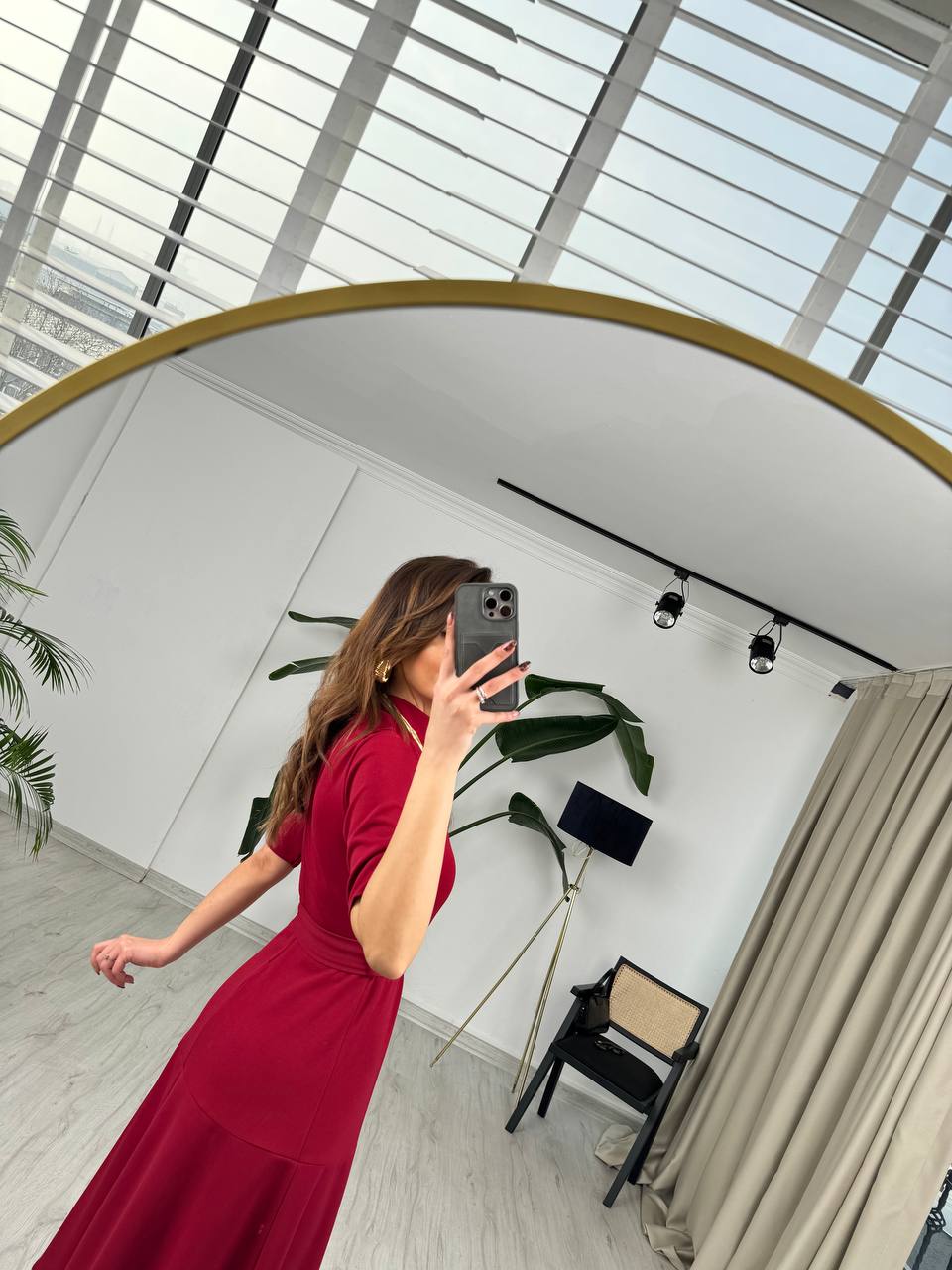 Bordo%20Kuşak%20Kemerli%20Dik%20Yaka%20Midi%20Boy%20Krep%20Kumaş%20Elbise