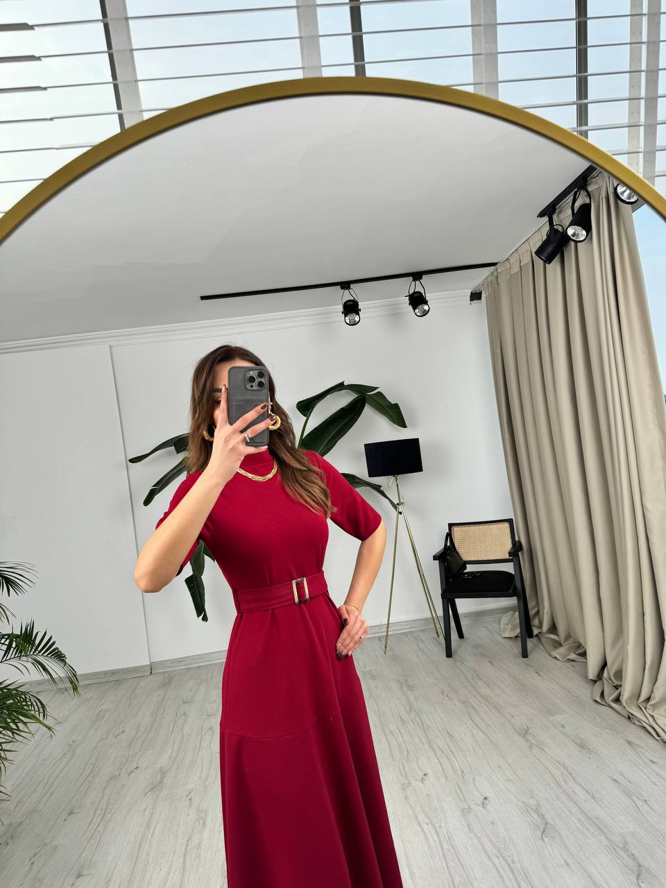 Bordo%20Kuşak%20Kemerli%20Dik%20Yaka%20Midi%20Boy%20Krep%20Kumaş%20Elbise