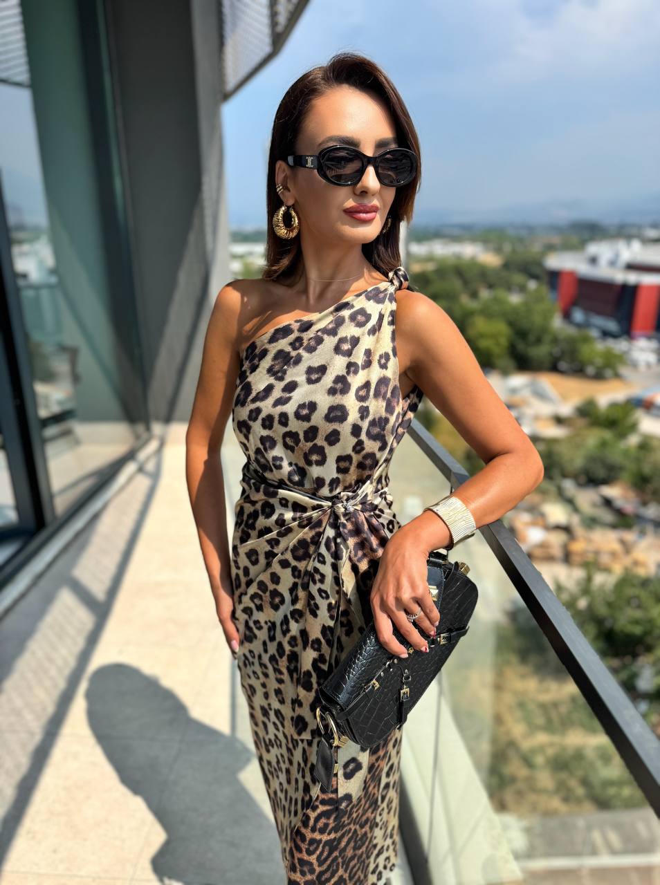 Leopar%20Desenli%20Tek%20Kol%20Saten%20Tasarım%20Maria%20Elbise