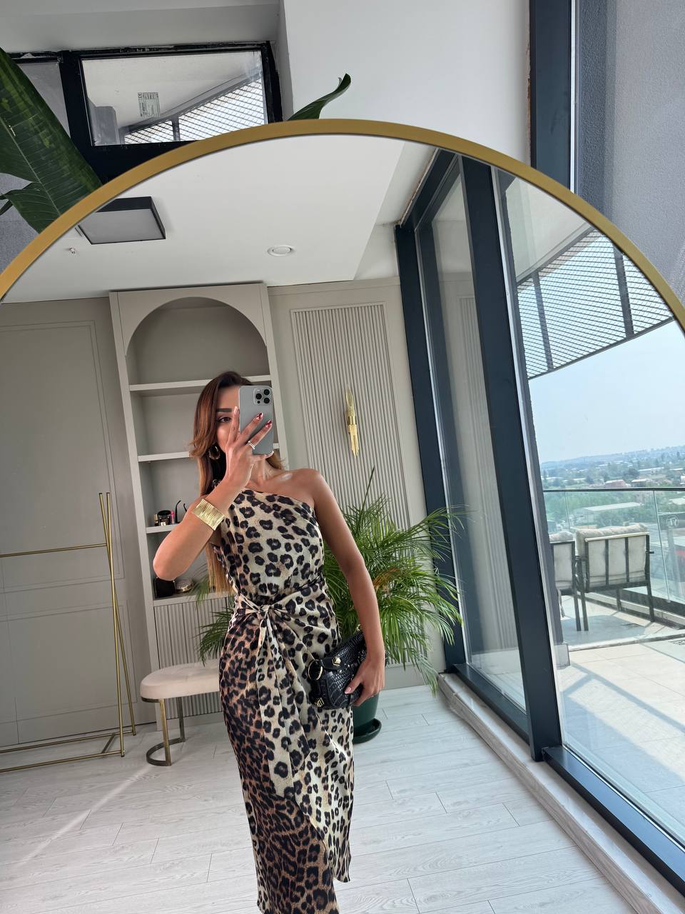 Leopar%20Desenli%20Tek%20Kol%20Saten%20Tasarım%20Maria%20Elbise