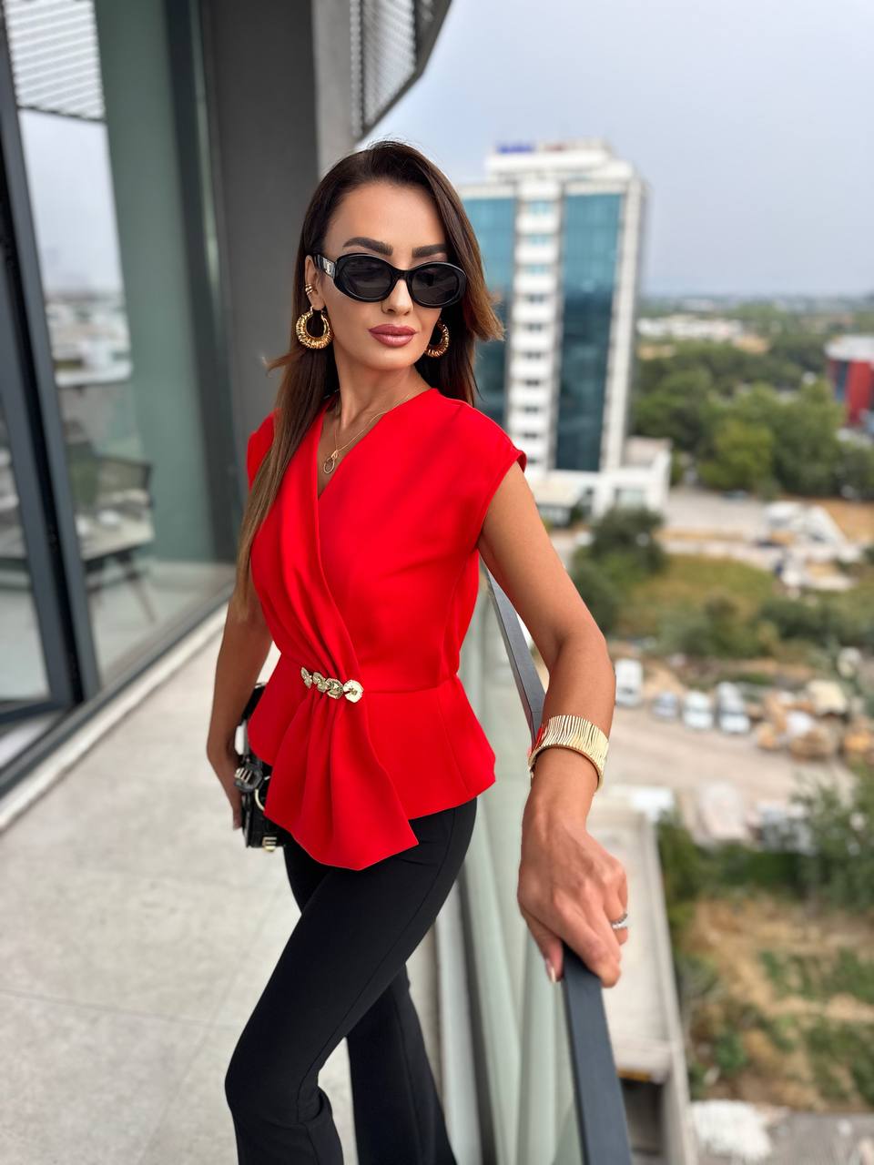 Tasarım%20Kırmızı%20Bel%20Detaylı%20Double%20Krep%20Kumaş%20Bluz