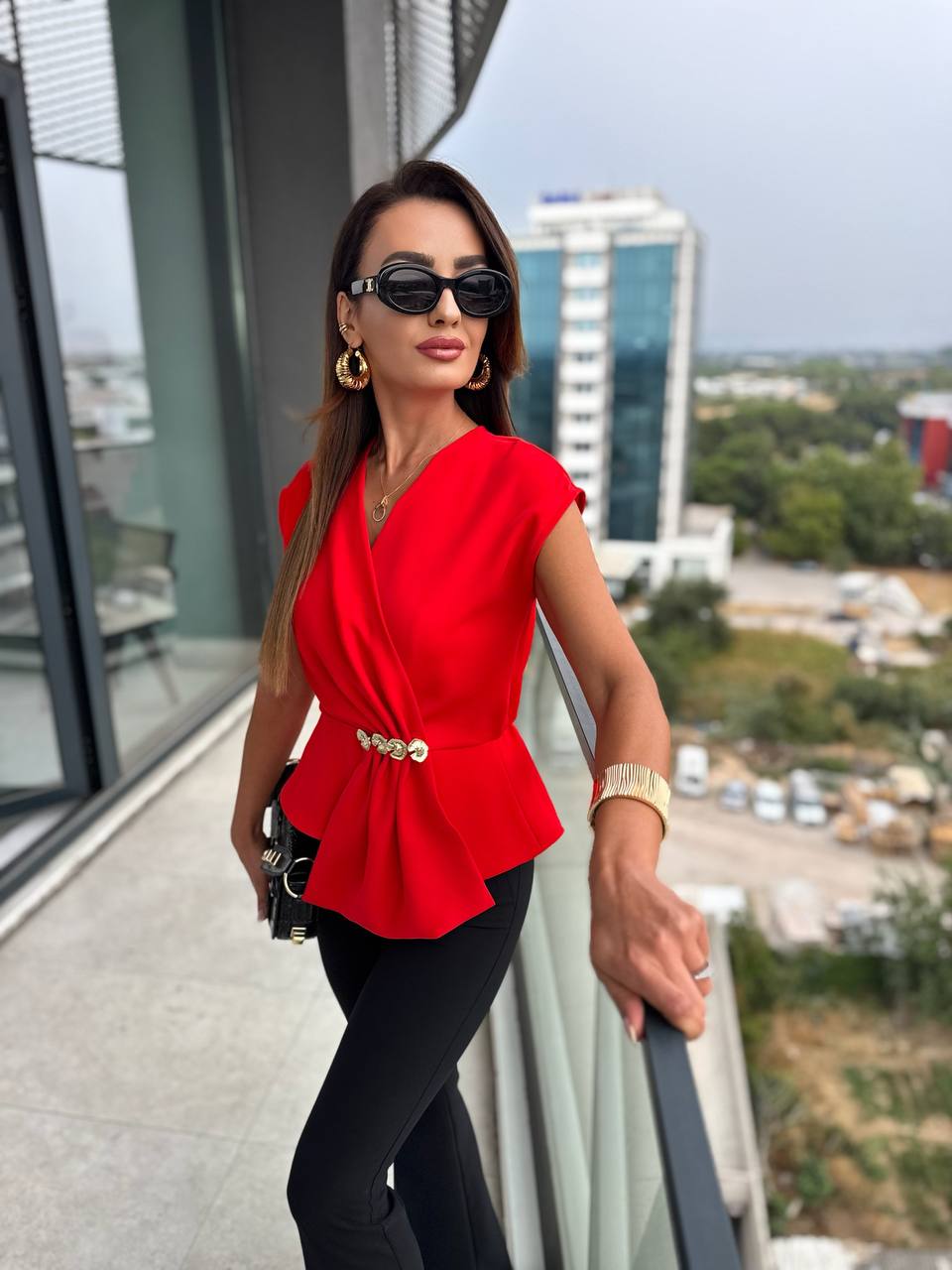 Tasarım%20Kırmızı%20Bel%20Detaylı%20Double%20Krep%20Kumaş%20Bluz