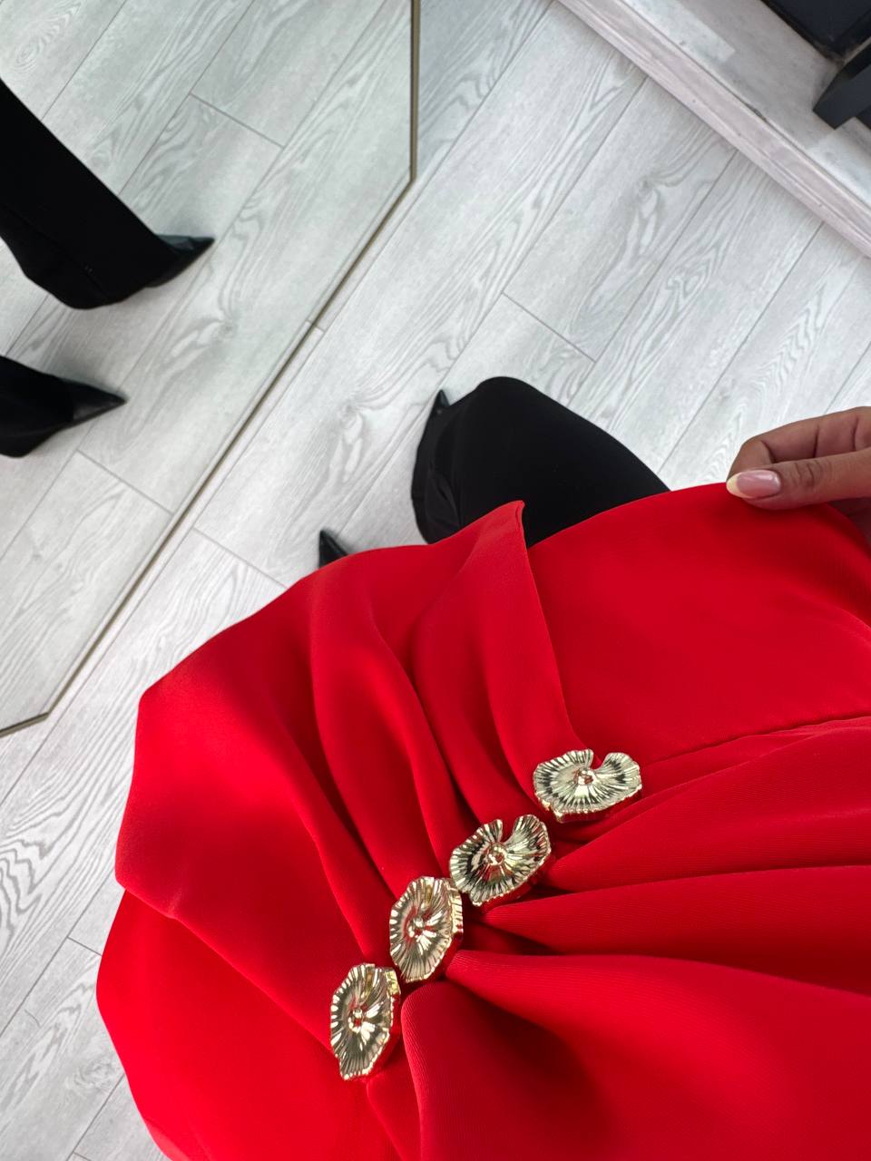 Tasarım%20Kırmızı%20Bel%20Detaylı%20Double%20Krep%20Kumaş%20Bluz