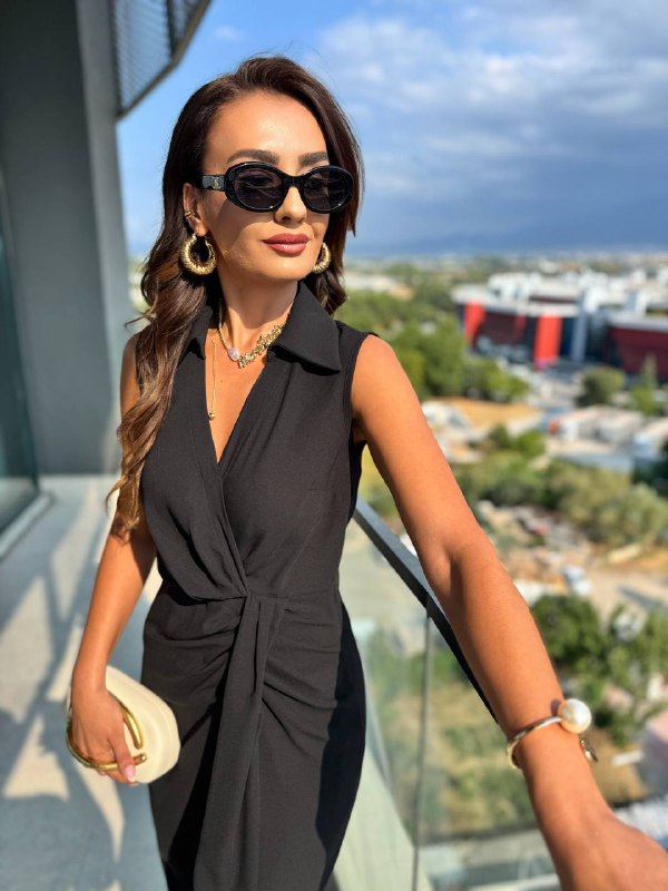 Siyah%20Bel%20Drapeli%20İpekli%20Krep%20Kumaş%20Elbise