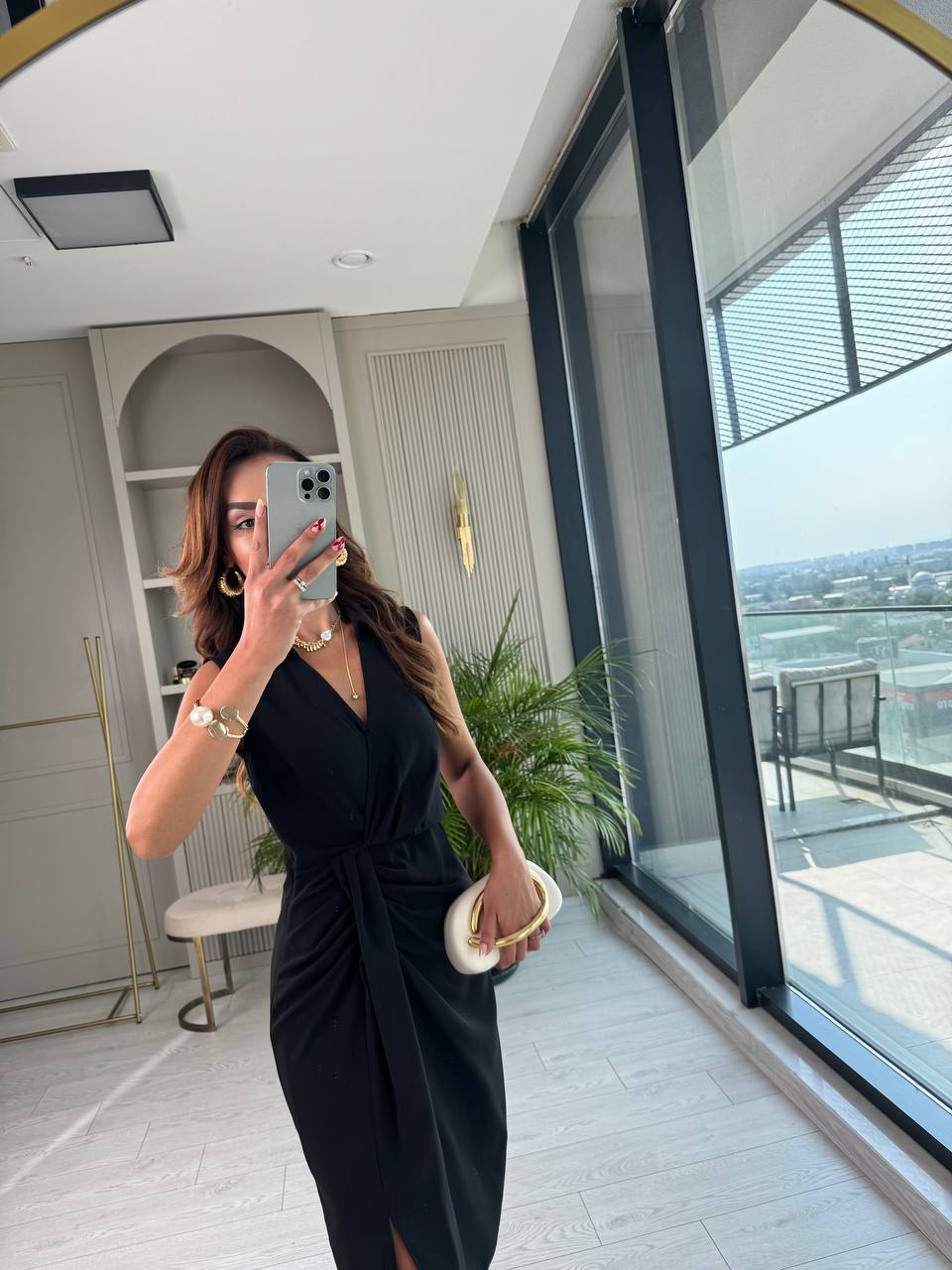 Siyah%20Bel%20Drapeli%20İpekli%20Krep%20Kumaş%20Elbise