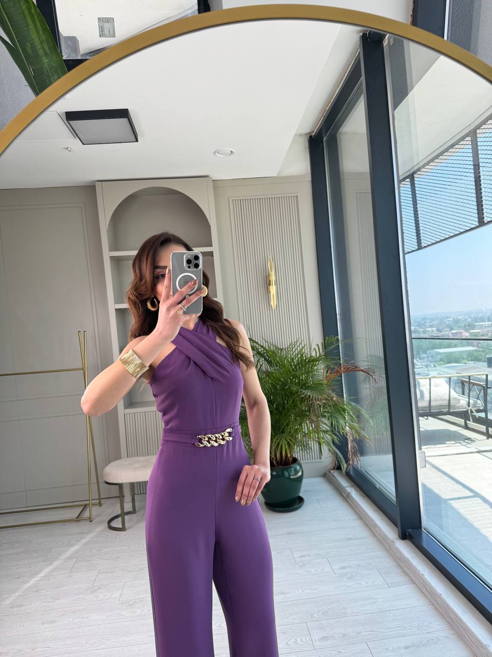 Mor%20Bel%20Zincir%20Detaylı%20İpekli%20Krep%20Kumaş%20Tulum