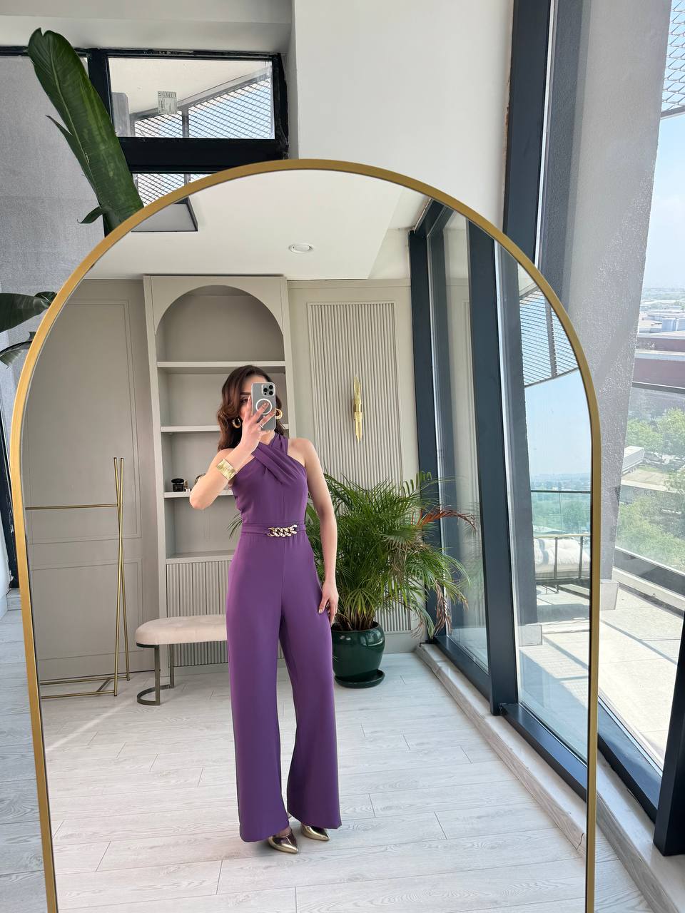 Mor%20Bel%20Zincir%20Detaylı%20İpekli%20Krep%20Kumaş%20Tulum