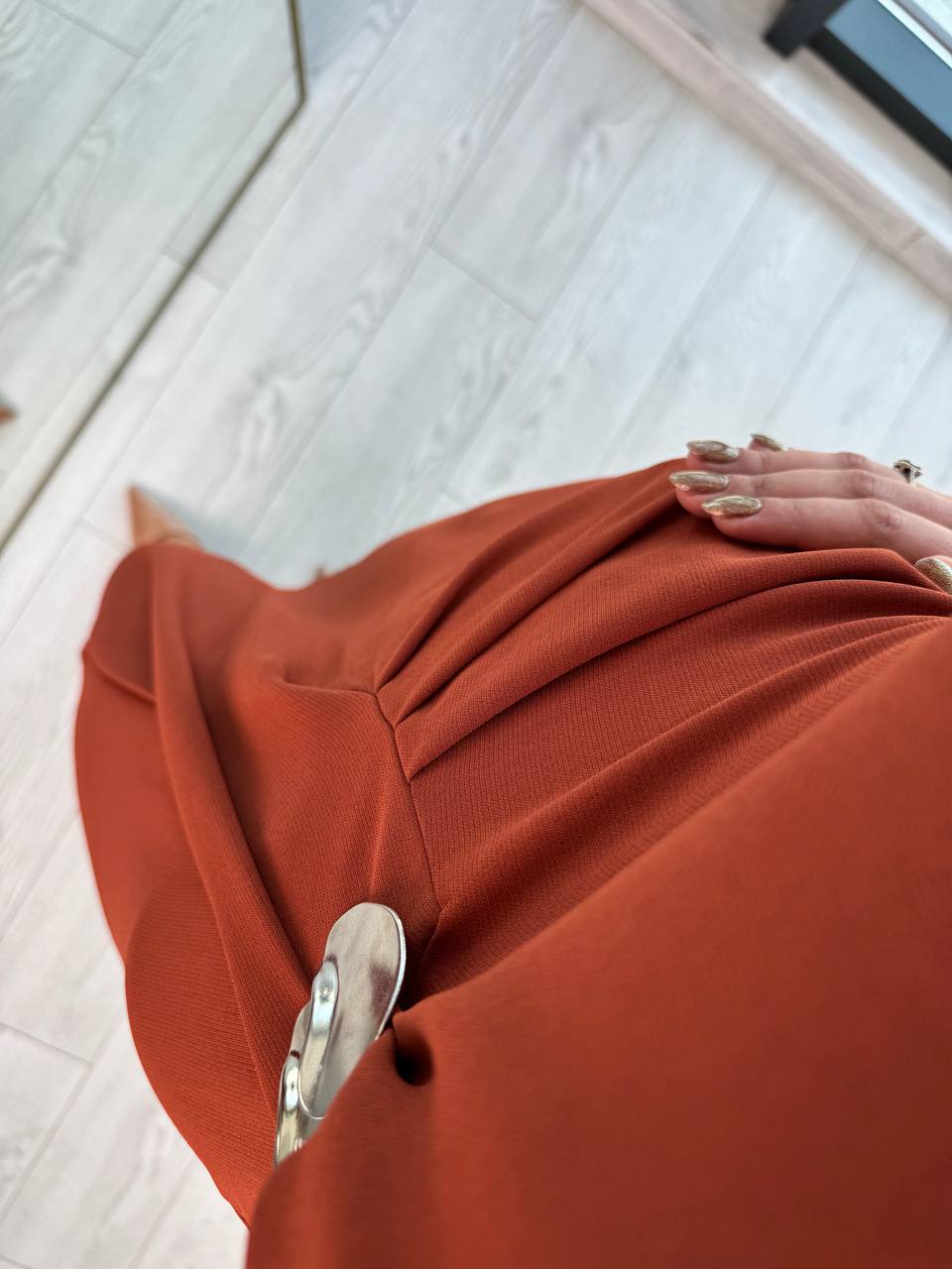 Kiremit%20Bel%20Metal%20Toka%20Detaylı%20Tensel%20Krep%20Kumaş%20Elbise