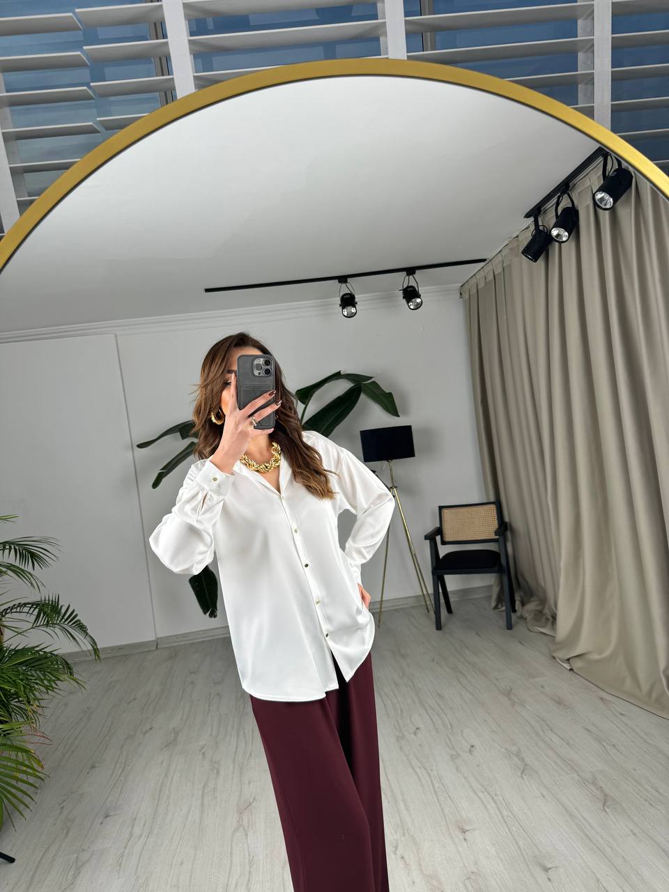 Ekru%20Gold%20Minimal%20Düğmeli%20Pamuk%20Saten%20Gömlek