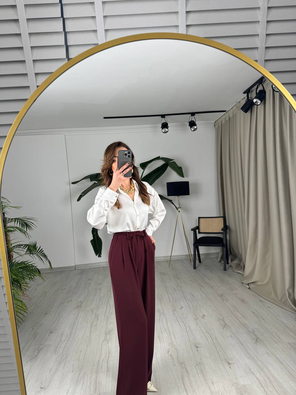 Ekru%20Gold%20Minimal%20Düğmeli%20Pamuk%20Saten%20Gömlek