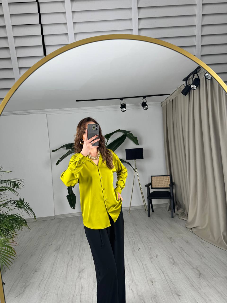 Yağ%20Yeşili%20Gold%20Minimal%20Düğmeli%20Pamuk%20Saten%20Gömlek