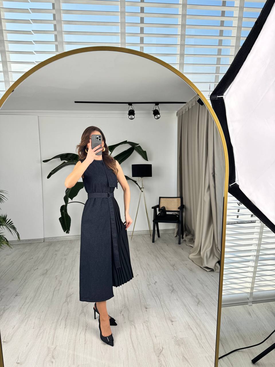 Premium%20Seri%20Tasarım%20Pilise%20Detay%20Jean%20Kumaş%20Elbise