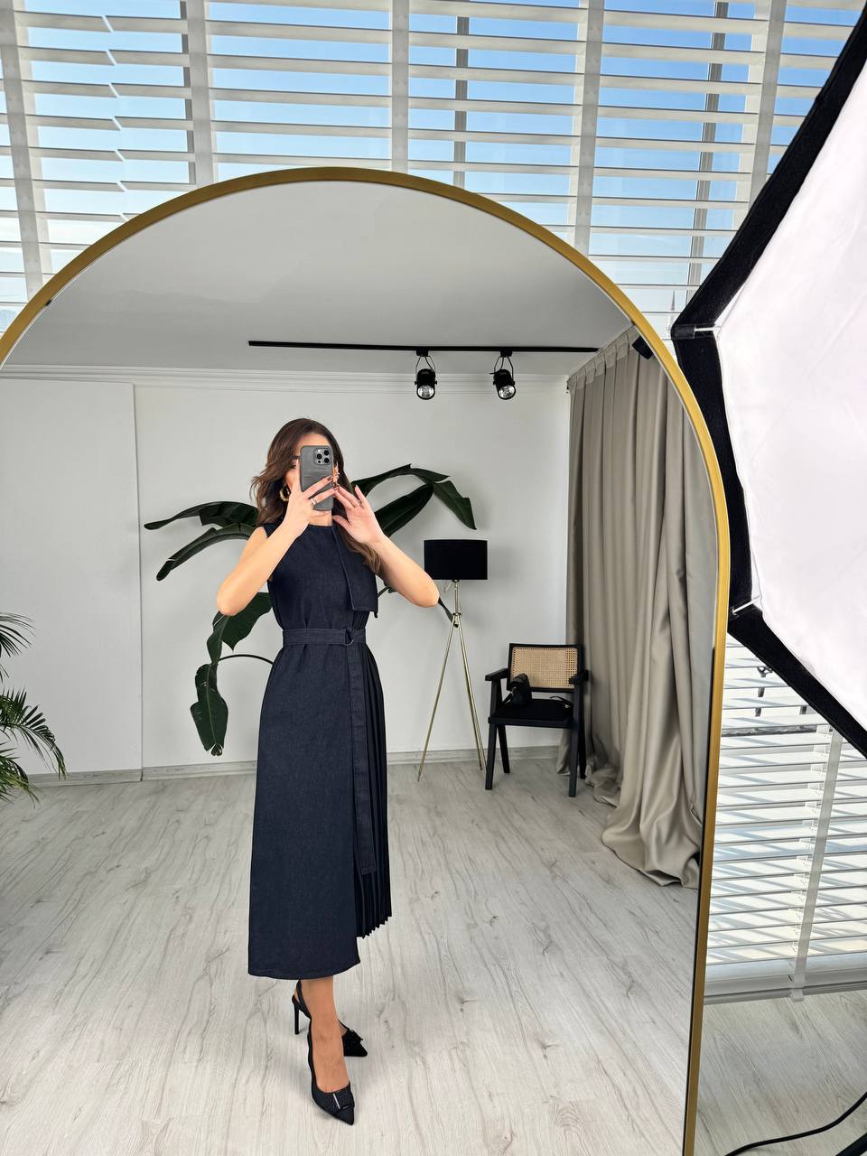 Premium%20Seri%20Tasarım%20Pilise%20Detay%20Jean%20Kumaş%20Elbise