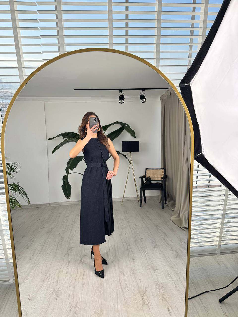 Premium%20Seri%20Tasarım%20Pilise%20Detay%20Jean%20Kumaş%20Elbise