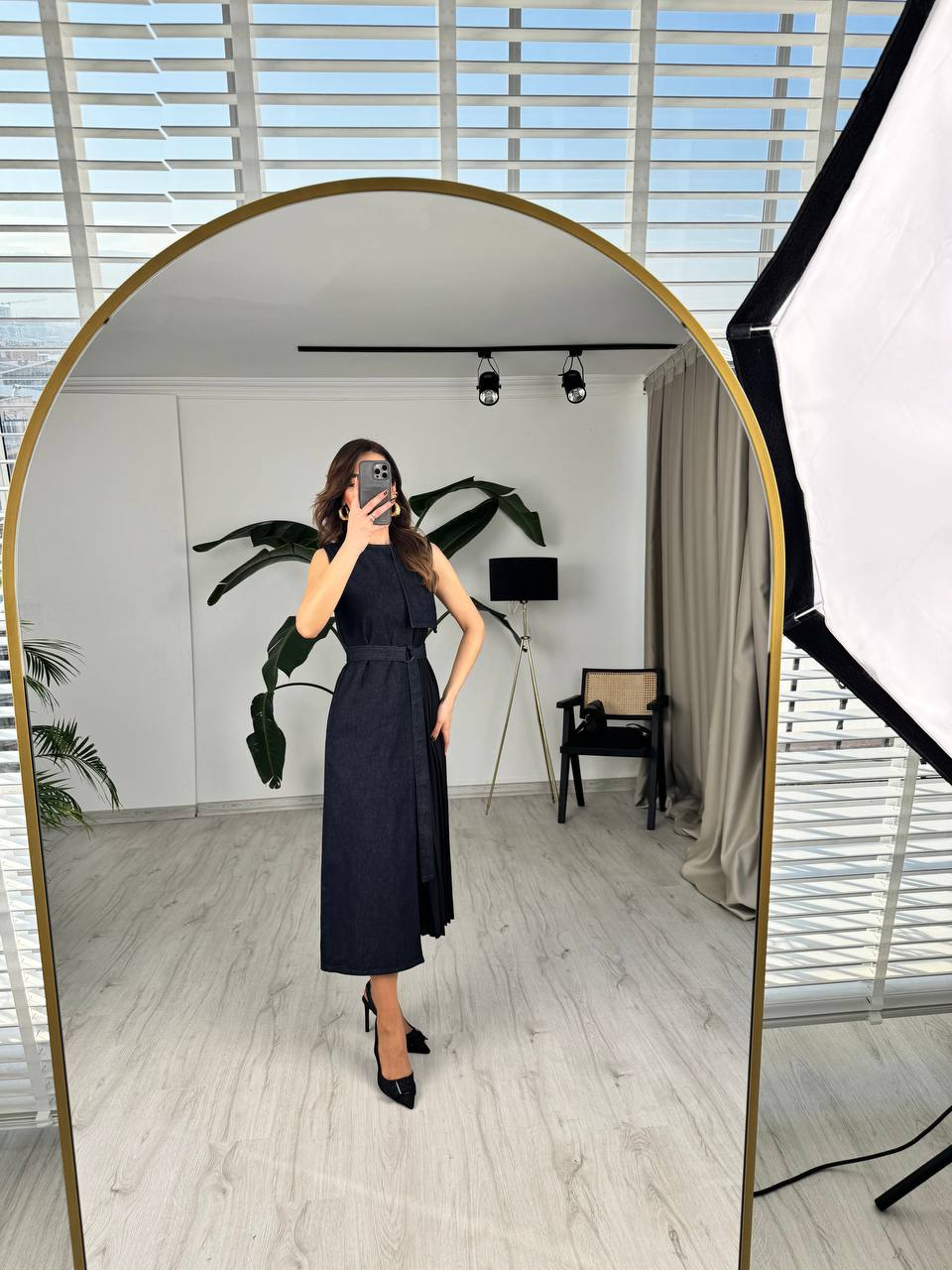 Premium%20Seri%20Tasarım%20Pilise%20Detay%20Jean%20Kumaş%20Elbise