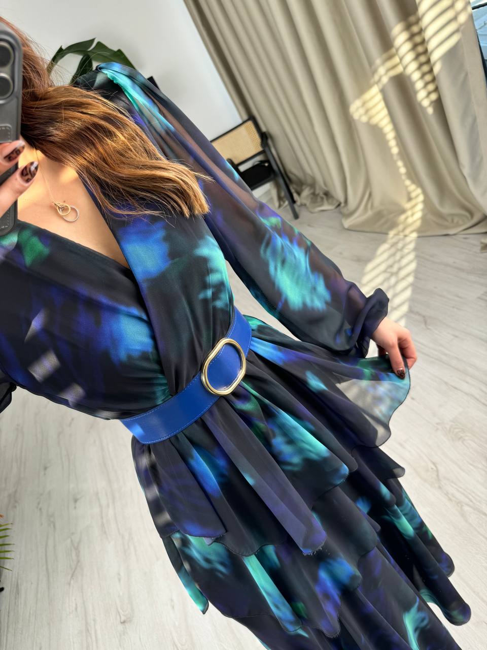 Tasarım%20Şifon%20Kemerli%20Astarlı%20Eteği%20Kat%20Kat%20Asimetrik%20Kesim%20Elbise