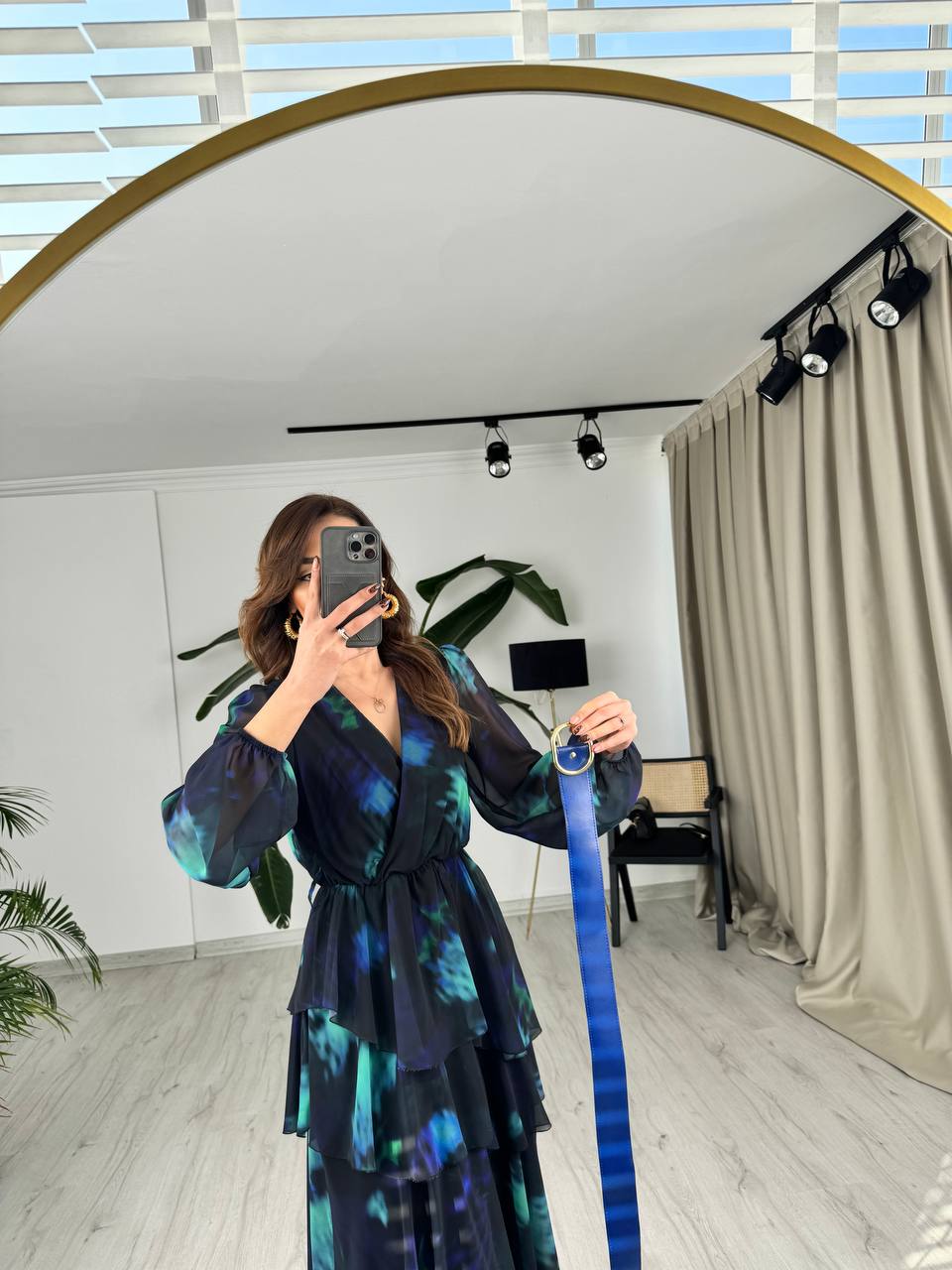 Tasarım%20Şifon%20Kemerli%20Astarlı%20Eteği%20Kat%20Kat%20Asimetrik%20Kesim%20Elbise