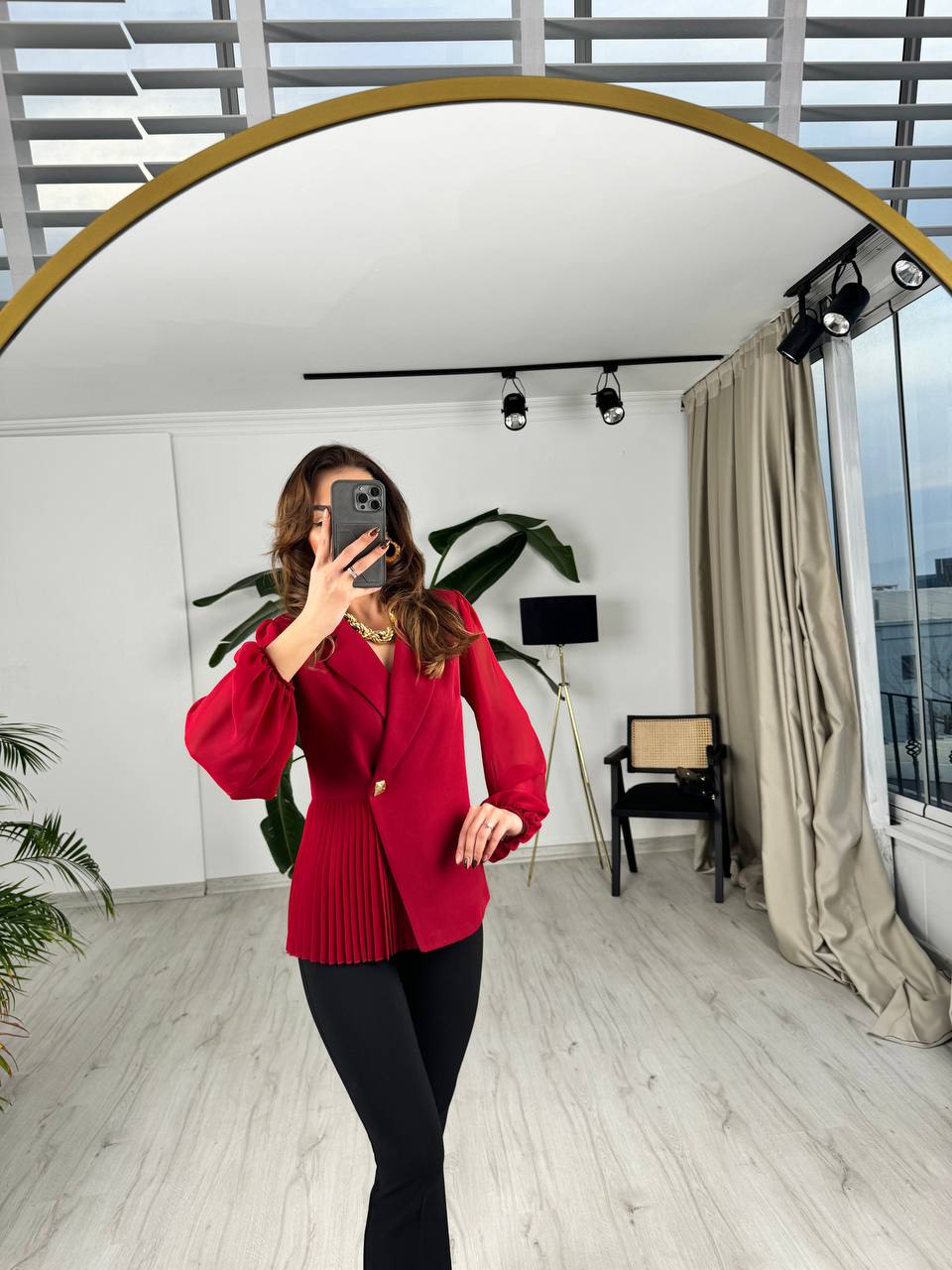 Tasarım%20Bordo%20Pilise%20Detay%20Atlas%20Kumaş%20Bluz