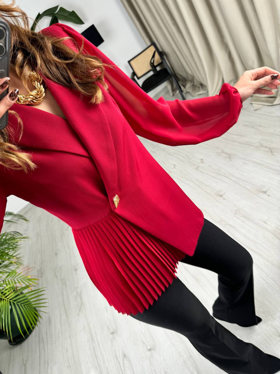 Tasarım%20Bordo%20Pilise%20Detay%20Atlas%20Kumaş%20Bluz