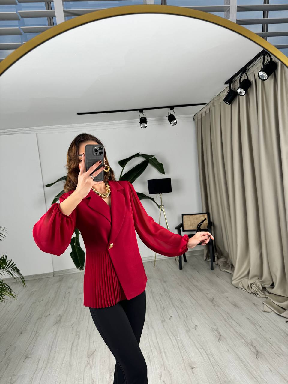 Tasarım%20Bordo%20Pilise%20Detay%20Atlas%20Kumaş%20Bluz