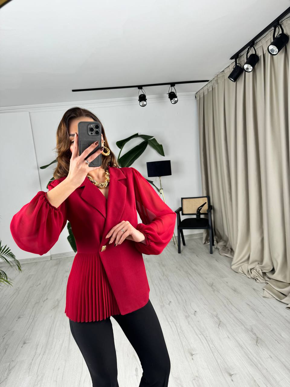 Tasarım%20Bordo%20Pilise%20Detay%20Atlas%20Kumaş%20Bluz