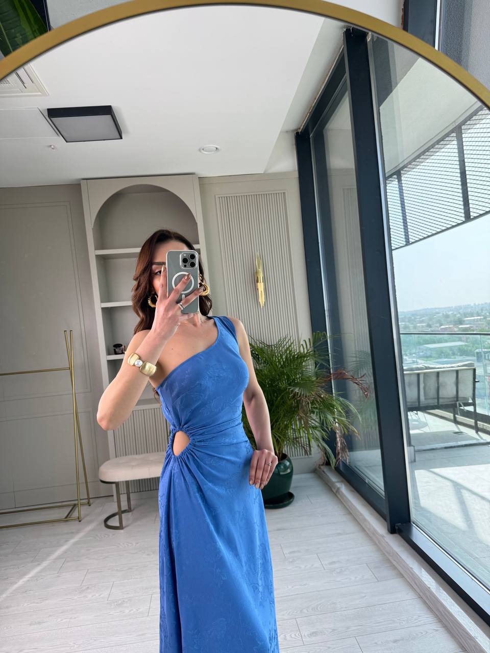 Tasarım%20Mavi%20Jakarlı%20Saten%20Bel%20Detay%20Elbise