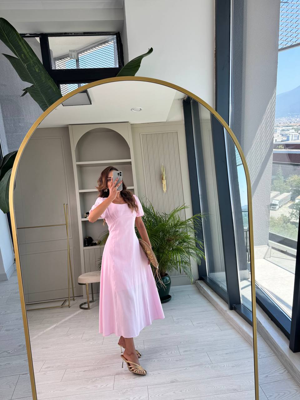 Pembe%20Astarlı%20Tensel%20Kumaş%20Astarlı%20Midi%20Elbise