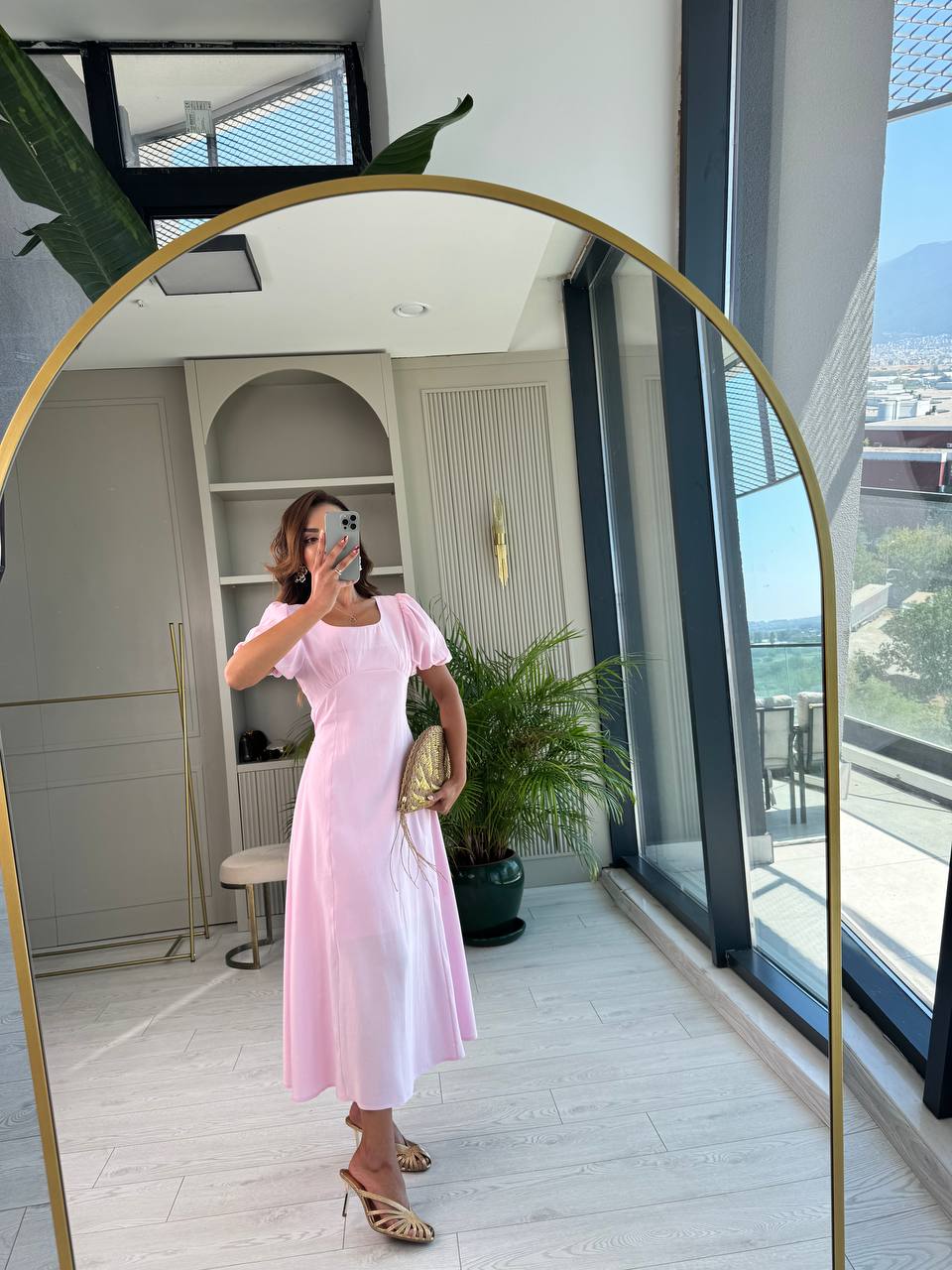 Pembe%20Astarlı%20Tensel%20Kumaş%20Astarlı%20Midi%20Elbise