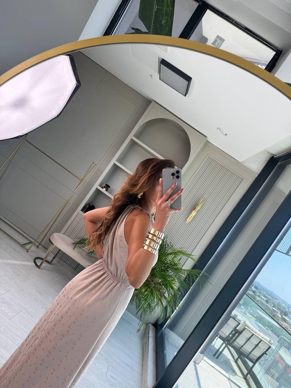 Taş%20Rengi%20Desenli%20Bağlama%20Detaylı%20Halter%20Yaka%20Pamuk%20Saten%20Elbise