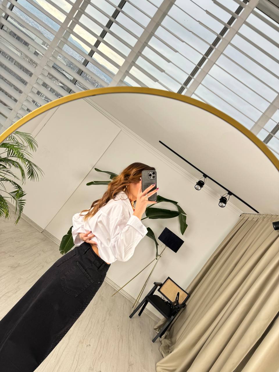 Siyah%20Minimal%20Taş%20Detaylı%20Jean%20Etek